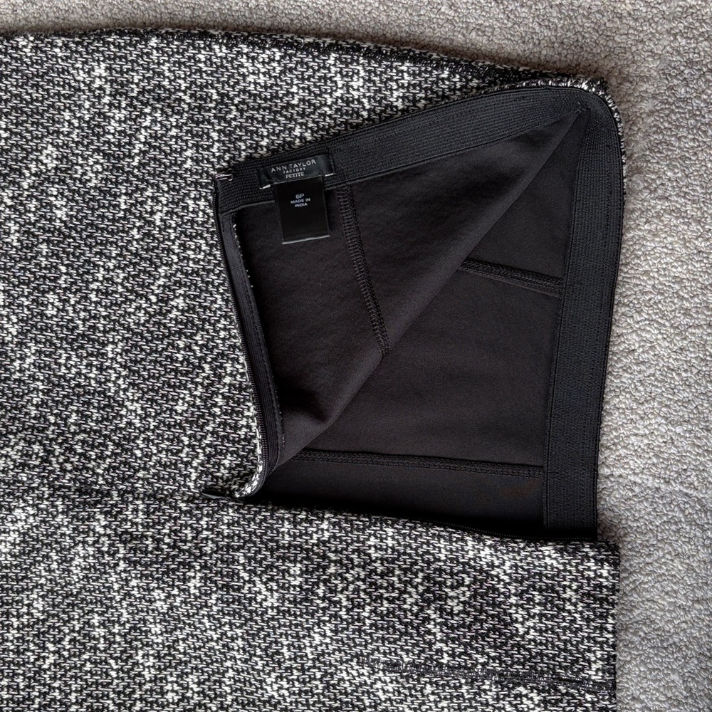 Ann Taylor Factory Black and White Skirt - Picture 2 of 5